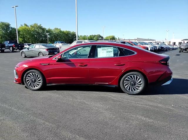 new 2025 Hyundai Sonata Hybrid car, priced at $33,255