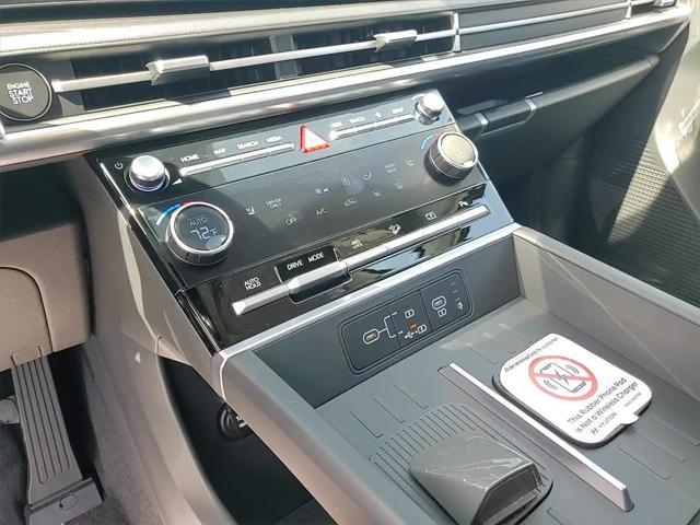 new 2025 Hyundai Santa Fe car, priced at $39,610