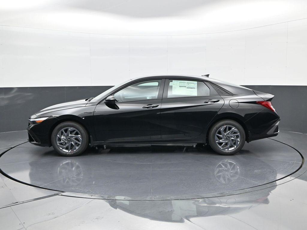 new 2025 Hyundai ELANTRA HEV car, priced at $24,270