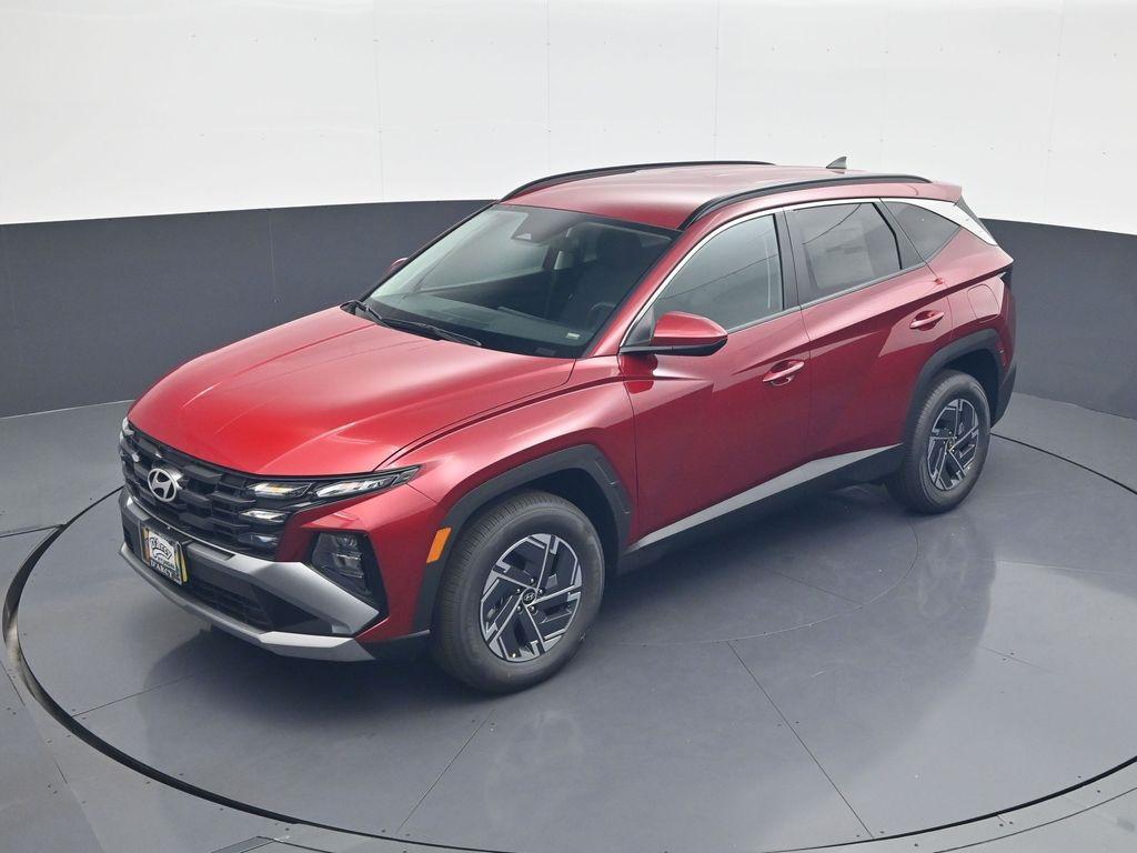 new 2025 Hyundai TUCSON Hybrid car, priced at $31,437