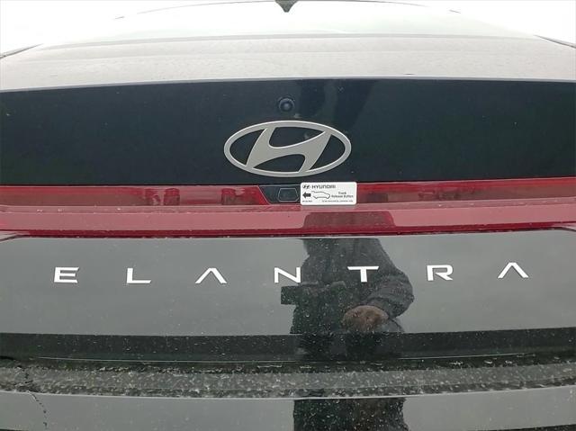 new 2024 Hyundai Elantra car, priced at $22,979