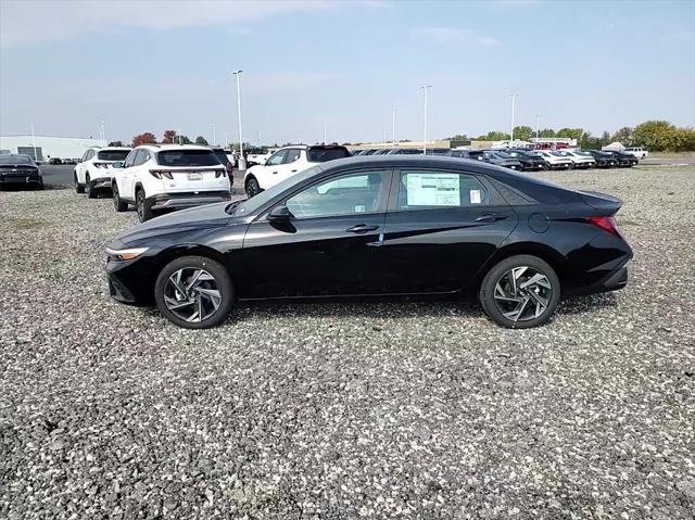 new 2025 Hyundai Elantra car, priced at $24,685