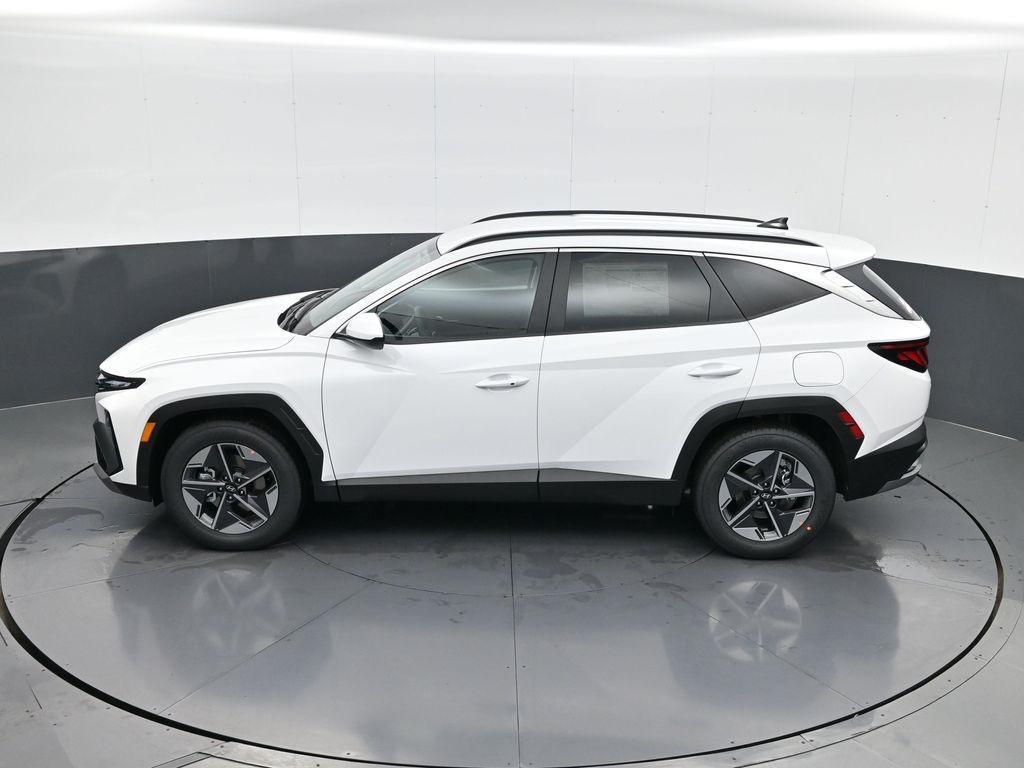 new 2026 Hyundai Tucson car, priced at $29,984