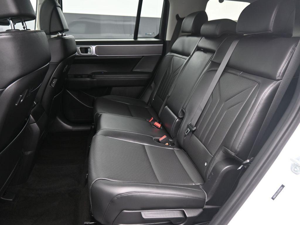 used 2025 Hyundai Santa Fe car, priced at $34,850