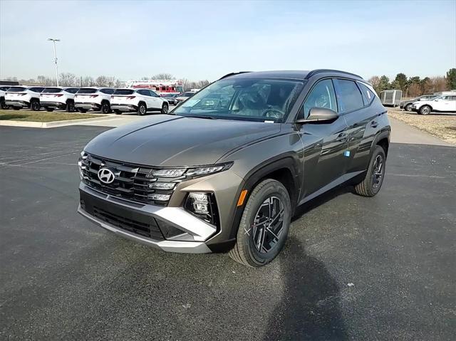 new 2025 Hyundai Tucson Hybrid car, priced at $34,685