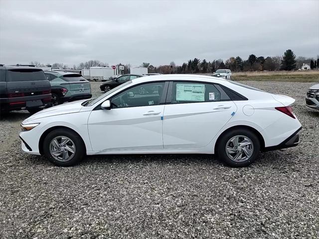 new 2025 Hyundai Elantra car, priced at $23,700