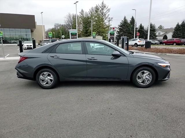 new 2025 Hyundai Elantra car, priced at $23,237