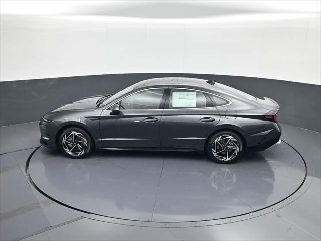 new 2025 Hyundai Sonata car, priced at $30,774