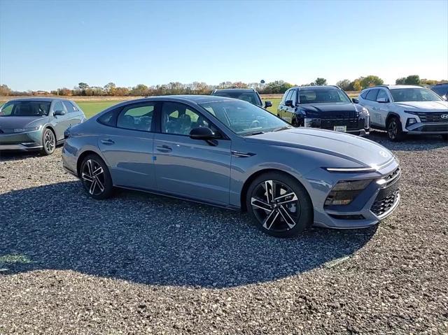 new 2025 Hyundai Sonata car, priced at $35,784