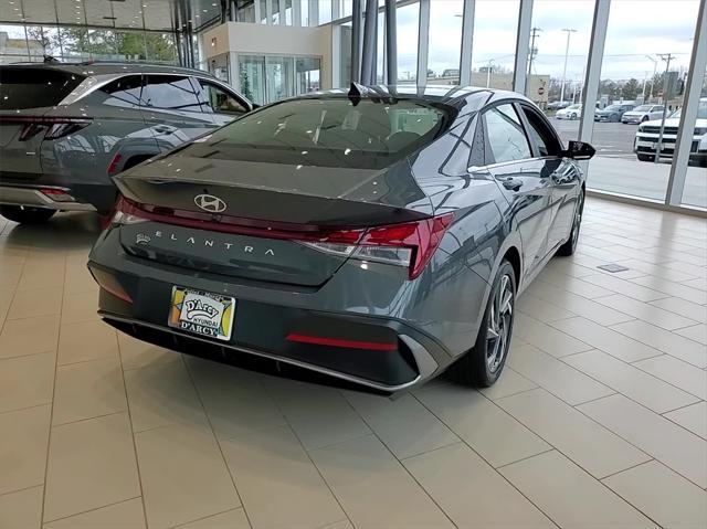 new 2025 Hyundai Elantra car, priced at $26,677