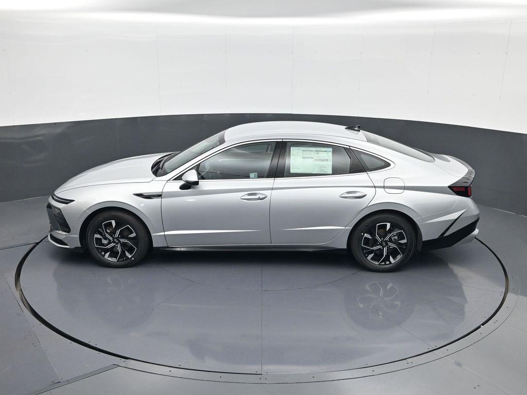 new 2025 Hyundai Sonata car, priced at $27,549