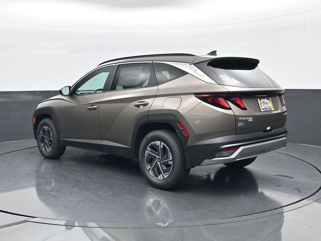 new 2025 Hyundai TUCSON Hybrid car, priced at $31,696