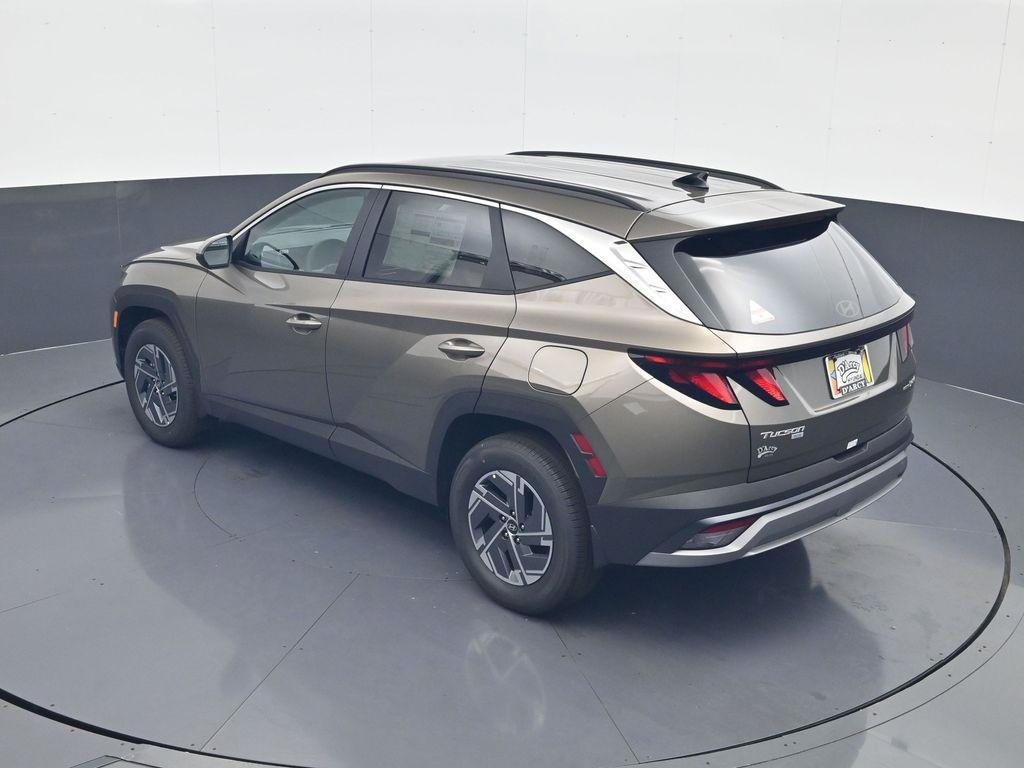 new 2025 Hyundai TUCSON Hybrid car, priced at $31,696