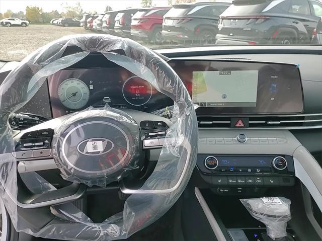 new 2025 Hyundai Elantra car, priced at $28,059