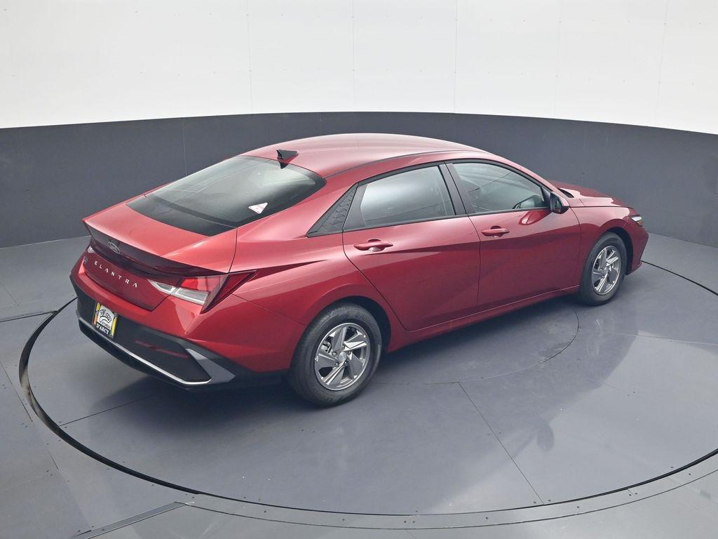 new 2025 Hyundai Elantra car, priced at $22,159
