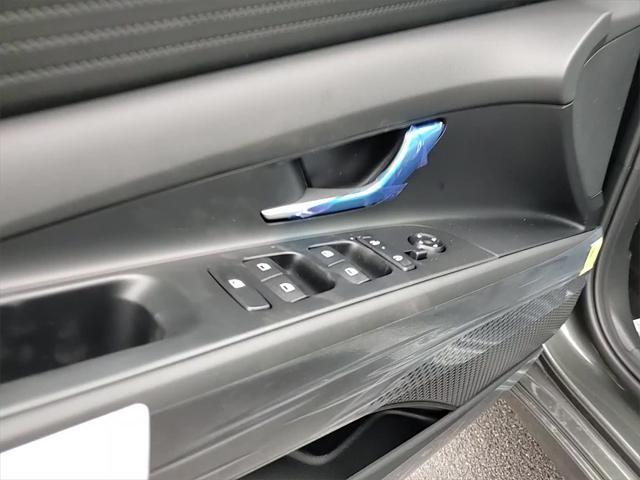 new 2025 Hyundai Elantra car, priced at $22,323