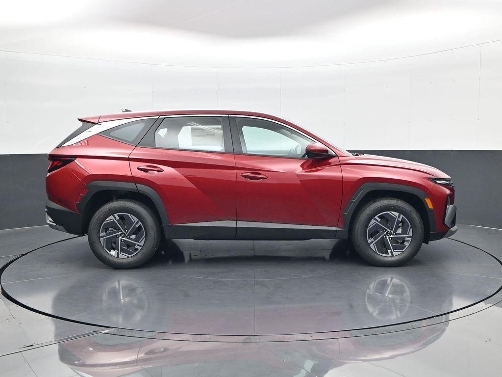new 2026 Hyundai TUCSON Hybrid car, priced at $33,188