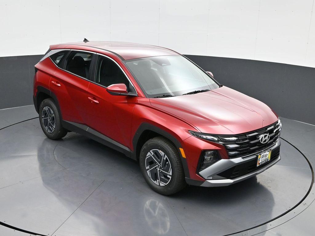 new 2026 Hyundai TUCSON Hybrid car, priced at $33,188