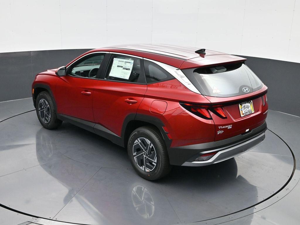 new 2026 Hyundai TUCSON Hybrid car, priced at $33,188