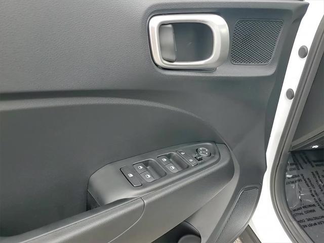 new 2025 Hyundai Venue car, priced at $22,968