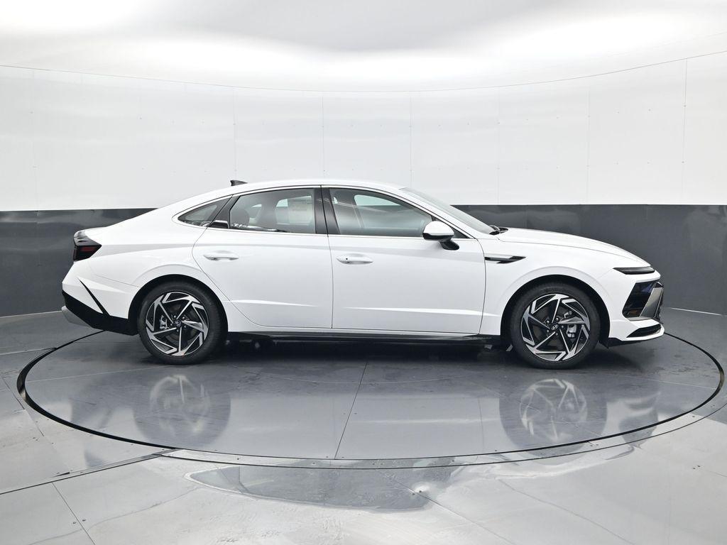 new 2026 Hyundai Sonata car, priced at $30,818