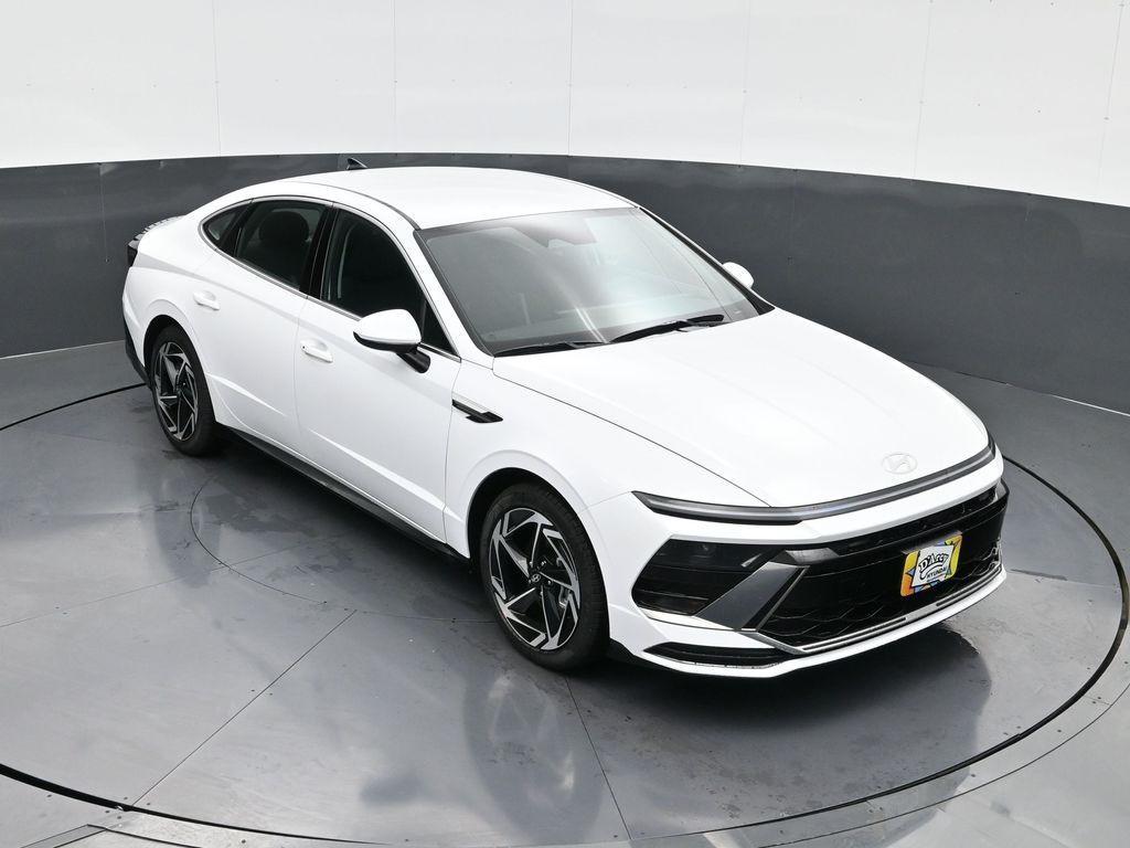 new 2026 Hyundai Sonata car, priced at $30,818