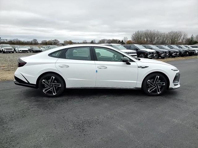 new 2025 Hyundai Sonata car, priced at $36,234