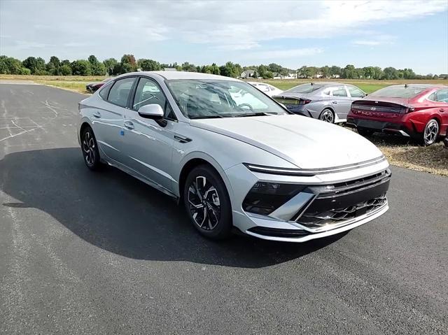 new 2025 Hyundai Sonata car, priced at $30,940