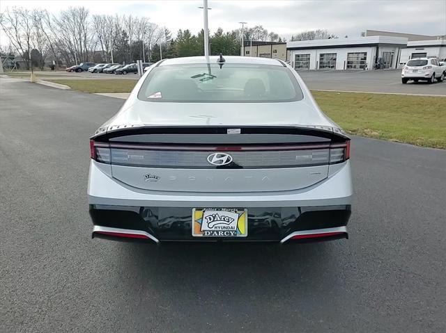 new 2025 Hyundai Sonata car, priced at $29,955