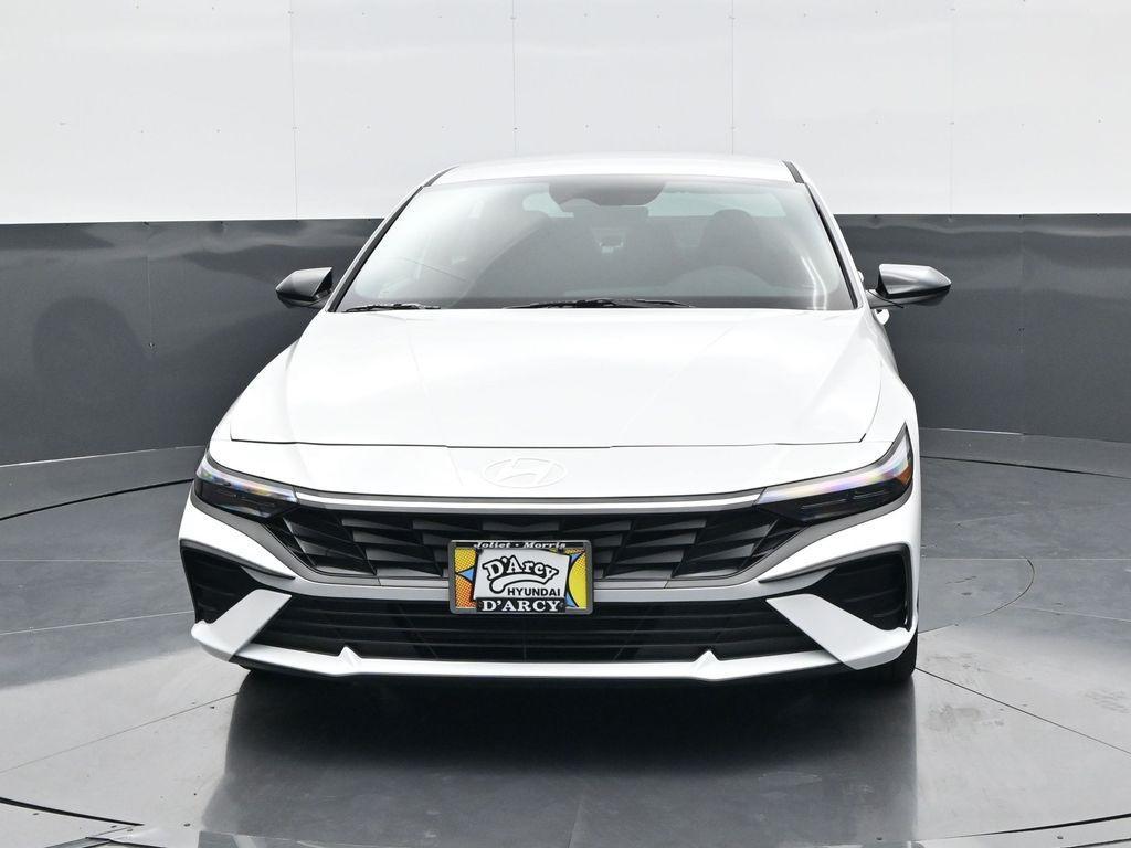 new 2025 Hyundai Elantra car, priced at $23,084