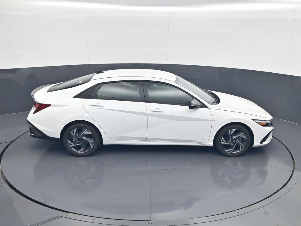 new 2025 Hyundai Elantra car, priced at $23,020