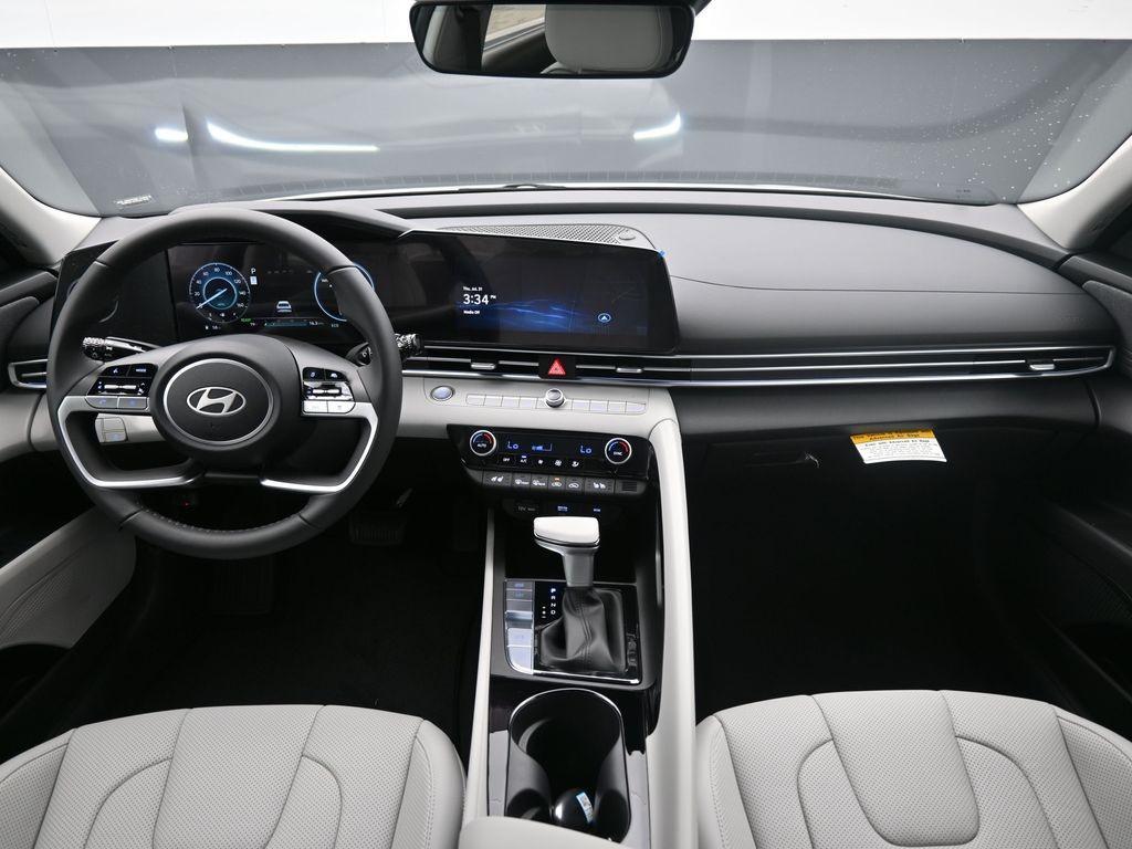 new 2025 Hyundai ELANTRA HEV car, priced at $29,156
