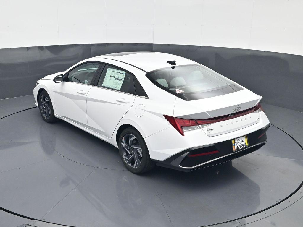 new 2025 Hyundai ELANTRA HEV car, priced at $29,156