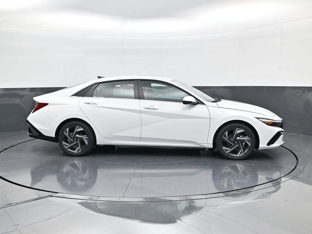 new 2025 Hyundai ELANTRA HEV car, priced at $29,156