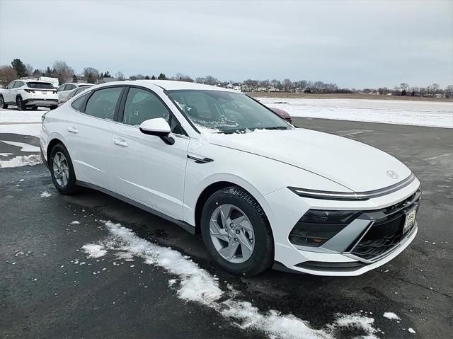 new 2025 Hyundai Sonata car, priced at $27,401