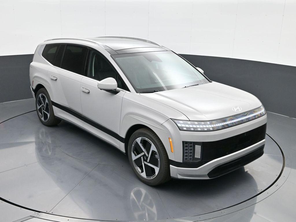 new 2026 Hyundai IONIQ 9 car, priced at $72,302