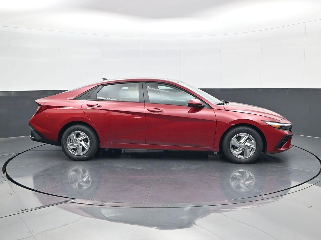 new 2025 Hyundai Elantra car, priced at $21,713