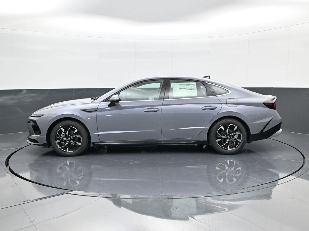 new 2025 Hyundai Sonata car, priced at $27,031