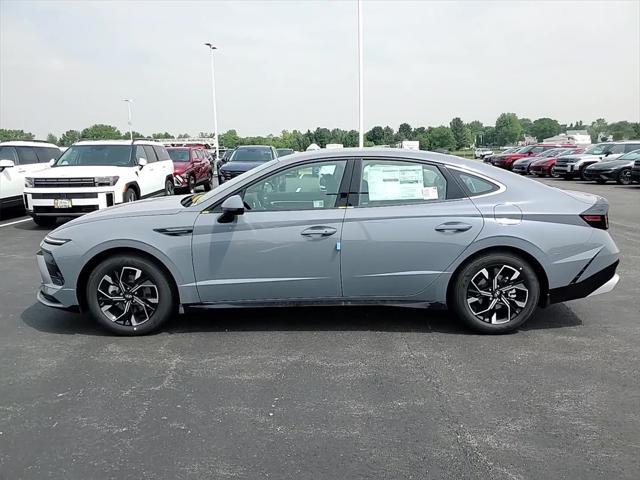 new 2025 Hyundai Sonata car, priced at $27,781