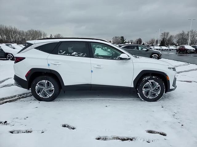 new 2025 Hyundai Tucson Hybrid car, priced at $35,186