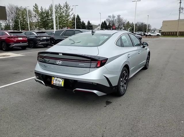 new 2025 Hyundai Sonata car, priced at $29,955