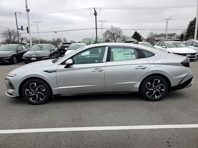 new 2025 Hyundai Sonata car, priced at $29,955