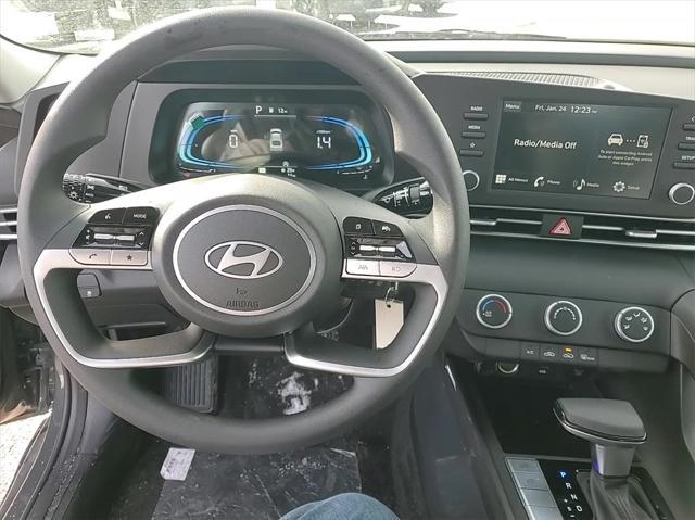 new 2025 Hyundai Elantra car, priced at $23,239