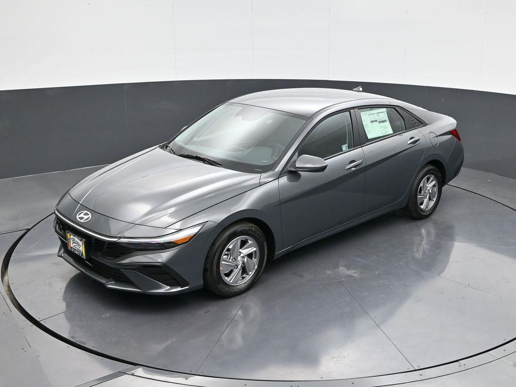 new 2025 Hyundai Elantra car, priced at $22,670