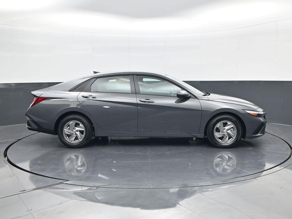 new 2025 Hyundai Elantra car, priced at $22,670