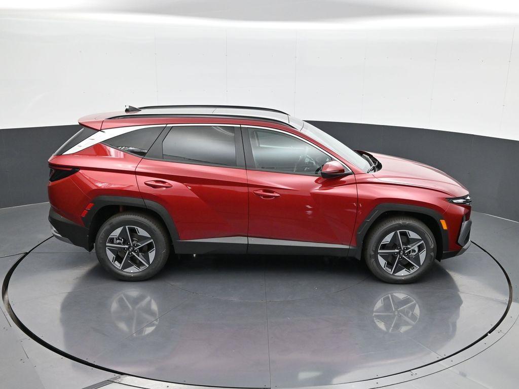 new 2025 Hyundai TUCSON Hybrid car, priced at $34,704