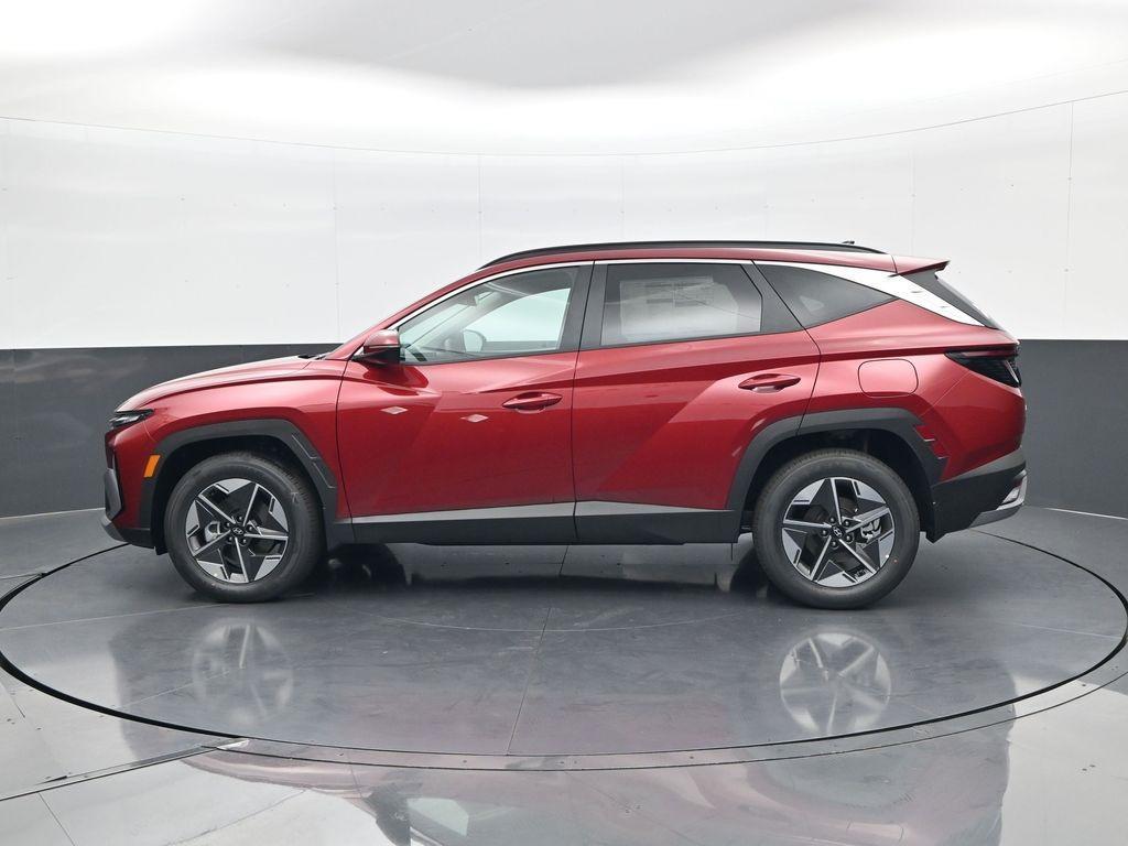 new 2025 Hyundai TUCSON Hybrid car, priced at $34,704