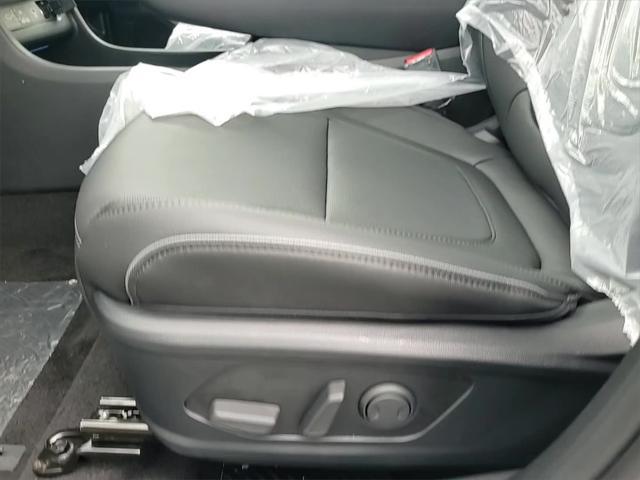 new 2025 Hyundai Tucson car, priced at $39,818