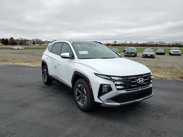 new 2025 Hyundai Tucson Hybrid car, priced at $38,195