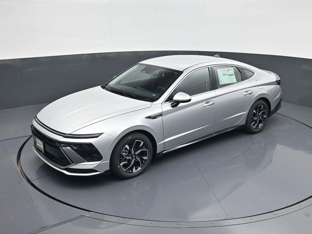 new 2025 Hyundai Sonata car, priced at $28,388